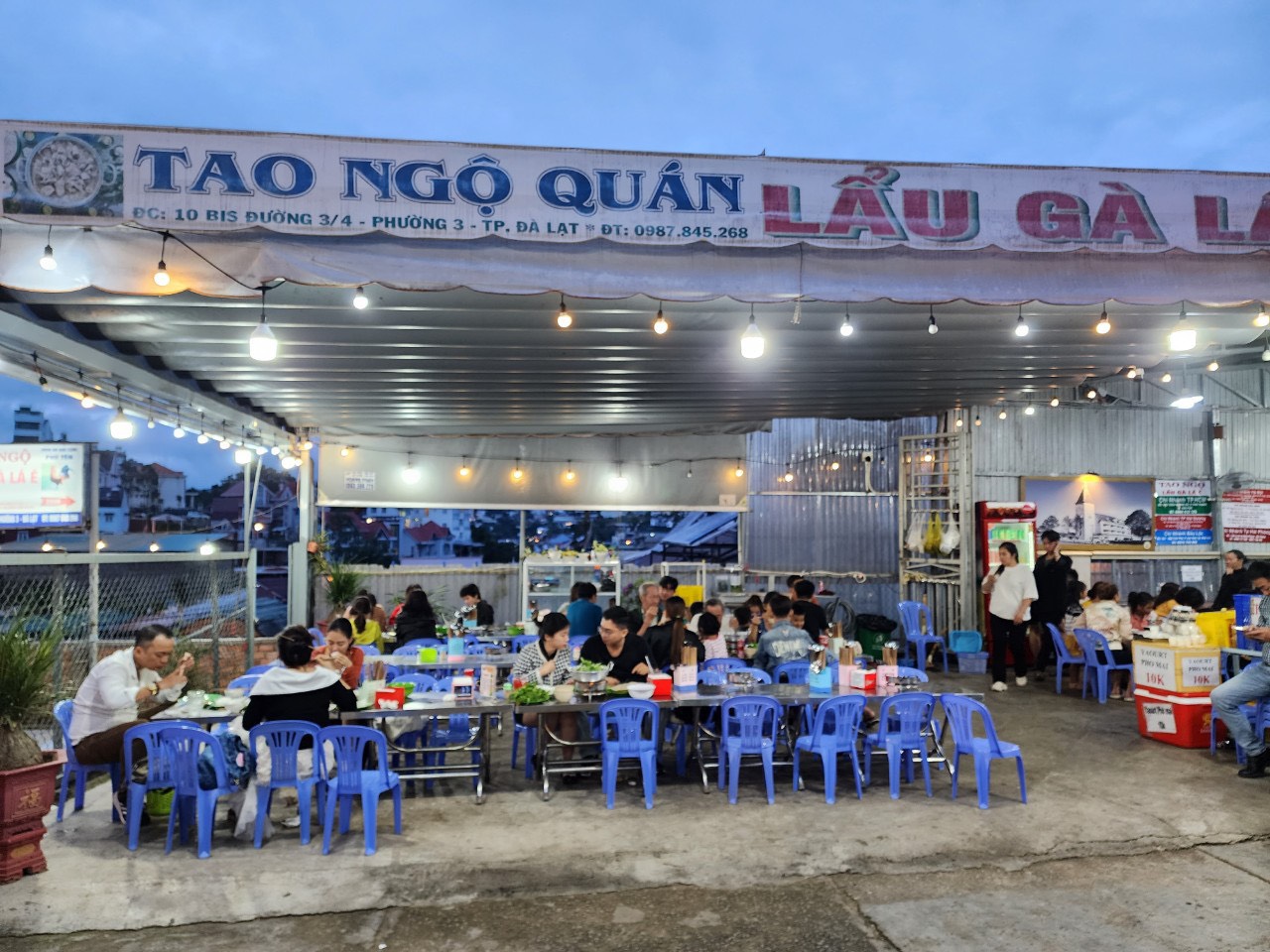 Quán Tao Ngộ ban ngày